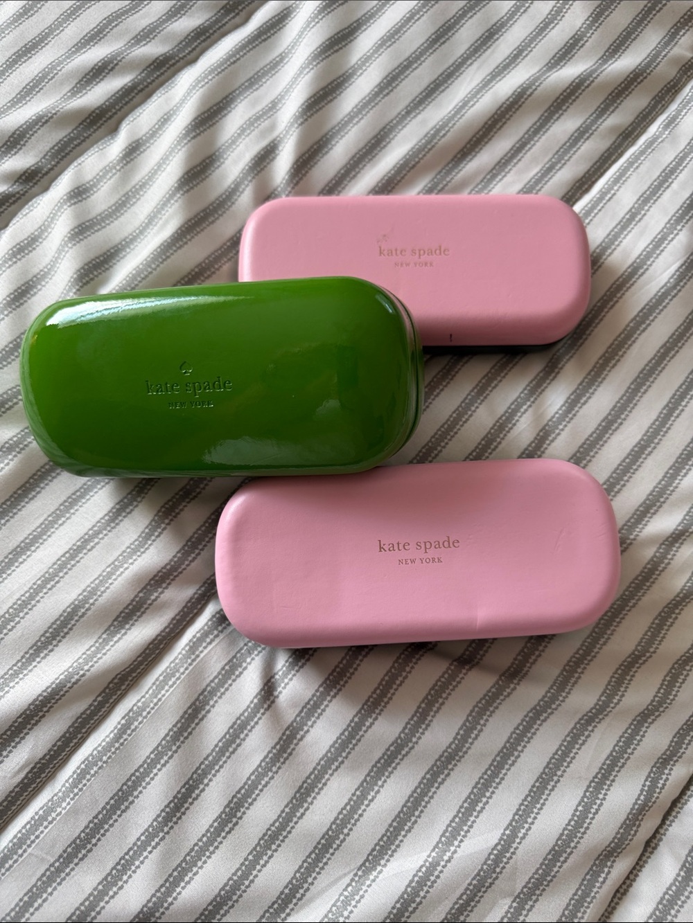 kate spade Pink and Green Travel Bath Accessory Cases